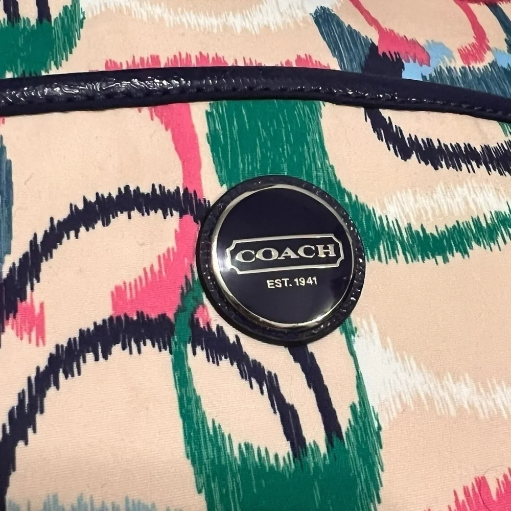 EUC Coach Signature Ikat Print Monogram Foldover Tote Crossbody Bag Navy Pink